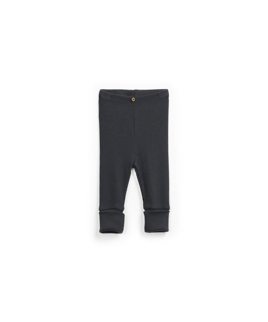 Play Up Leggings - schwarz gerippt